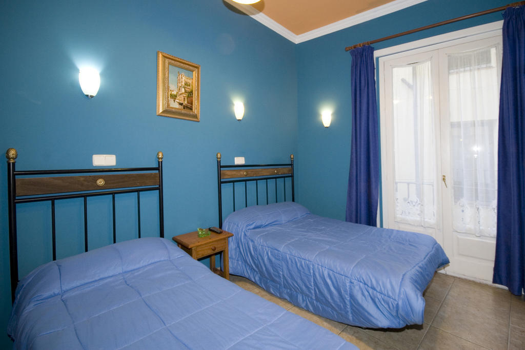 Hostal Rico Madrid Zimmer foto